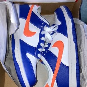 Nike dunk low GS SIZE 4.5